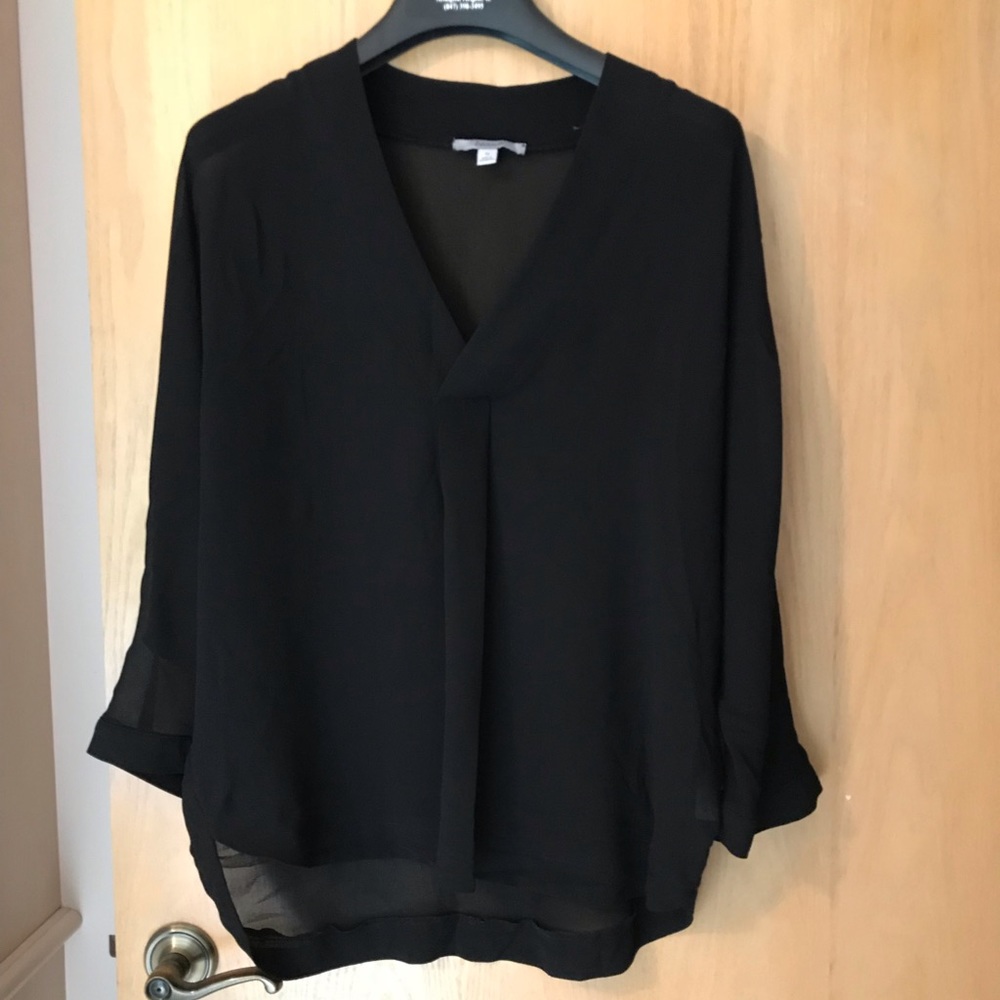 🔴 Black V-Neck Blouse